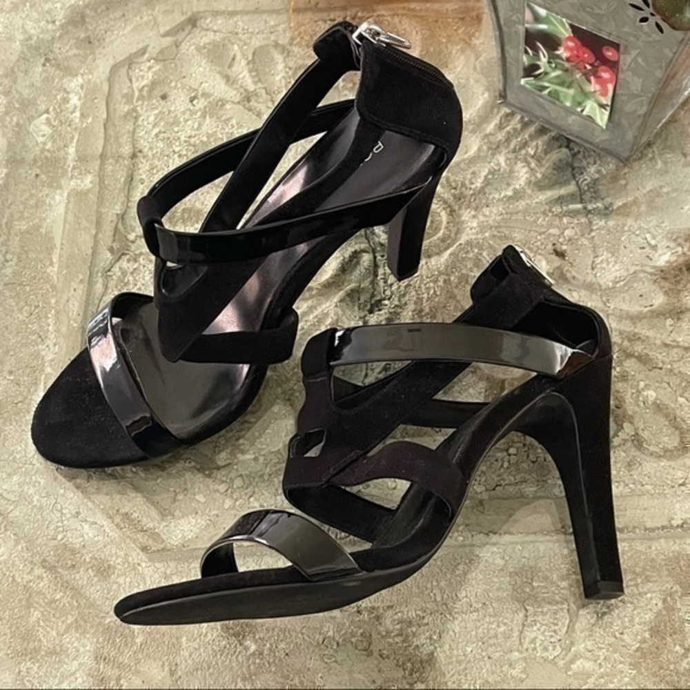 $10 SALE Two Tone Open Toe Black Shoes Heels BCBGeneration Zip Back Prom